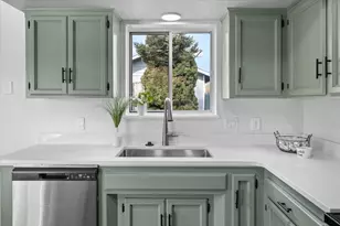 762 Your Way, Grants Pass, OR 97527 - Photo 14