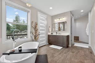 3345 NW Panorama Dr, Bend, OR 97703 - Photo 10