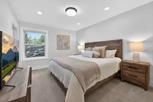 3345 NW Panorama Dr, Bend, OR 97703 - Photo 34