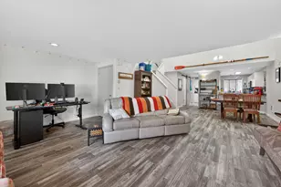 1050 NE Butler Market Rd, Bend, OR 97701 - Photo 16