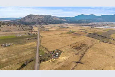 Highway 140 E #596670, Klamath Falls, OR 97603 - Photo 8