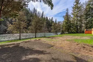 24990 Hwy 62, Trail, OR 97541 - Photo 28