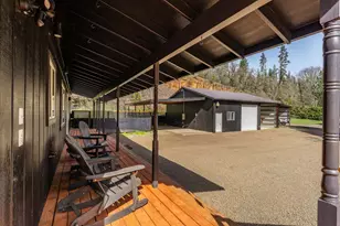 24990 Hwy 62, Trail, OR 97541 - Photo 22