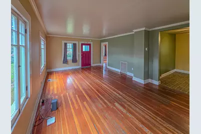 953 NE 9th Street, Grants Pass, OR 97526 - Photo 6