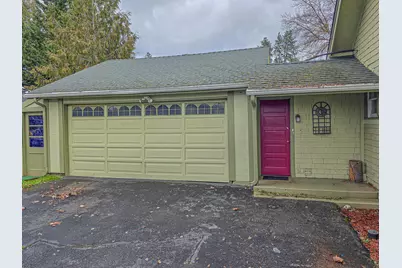 953 NE 9th Street, Grants Pass, OR 97526 - Photo 4