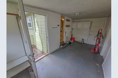 953 NE 9th Street, Grants Pass, OR 97526 - Photo 30