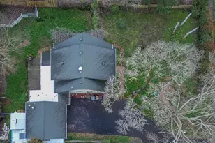 953 NE 9th St, Grants Pass, OR 97526 - Photo 34