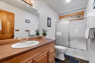 1845 Cinnamon Teal Dr, Redmond, OR 97756 - Photo 24