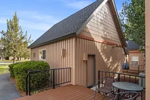 1845 Cinnamon Teal Dr, Redmond, OR 97756 - Photo 4