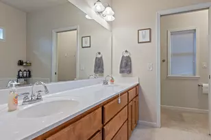 3054 Colonial Ave, Medford, OR 97504 - Photo 10