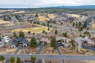 61649 Hosmer Lake Dr, Bend, OR 97702 - Photo 8
