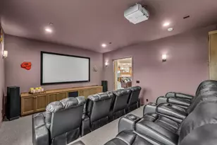 61649 Hosmer Lake Dr, Bend, OR 97702 - Photo 38