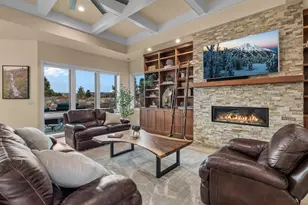 61649 Hosmer Lake Dr, Bend, OR 97702 - Photo 14