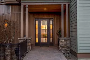 61649 Hosmer Lake Dr, Bend, OR 97702 - Photo 68