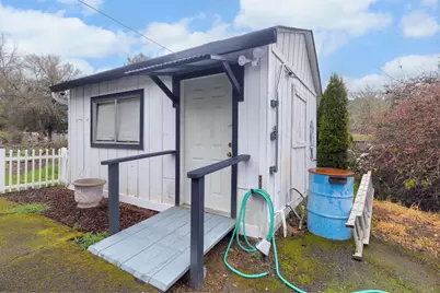 753 W Evans Creek Road, Rogue River, OR 97537 - Photo 32