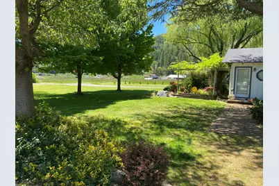 753 W Evans Creek Road, Rogue River, OR 97537 - Photo 4