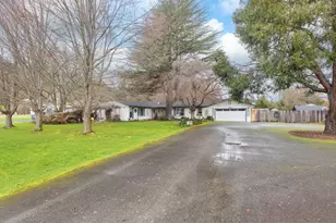 753 W Evans Creek Rd, Rogue River, OR 97537 - Photo 52