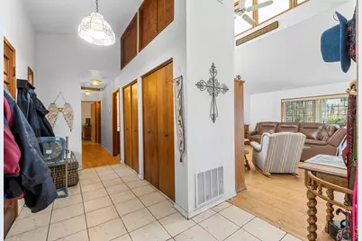 342 Buysman Way, Grants Pass, OR 97526 - Photo 8