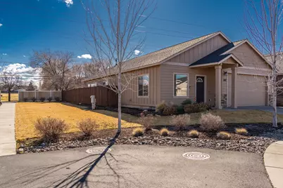 3002 NW Alder Place, Redmond, OR 97756 - Photo 2