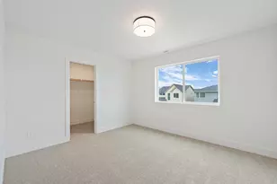 21165 NE Beall Dr, Bend, OR 97701 - Photo 24