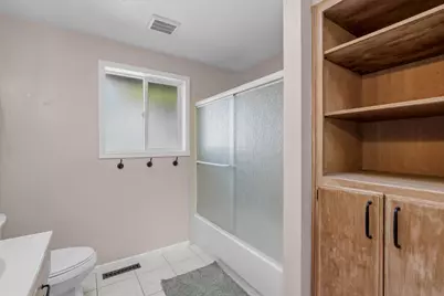 2374 Fairfield Drive, Medford, OR 97504 - Photo 28