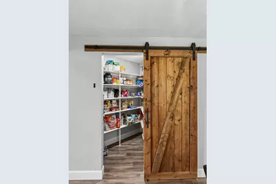 2374 Fairfield Drive, Medford, OR 97504 - Photo 18