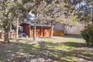 1199 SW Canyon Dr, Redmond, OR 97756 - Photo 38