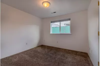 2335 New Haven Drive, Central Point, OR 97502 - Photo 14