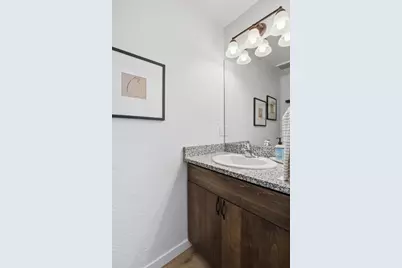 1619 S Columbus Avenue, Medford, OR 97501 - Photo 24