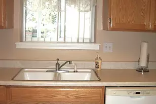 1721 SE Brookhurst Way, Grants Pass, OR 97527 - Photo 6