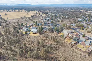 20786 Mira Cir, Bend, OR 97703 - Photo 32