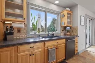 20786 Mira Cir, Bend, OR 97703 - Photo 44