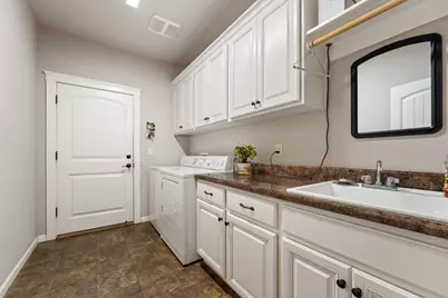 1260 Pinecrest Drive, Grants Pass, OR 97526 - Photo 22