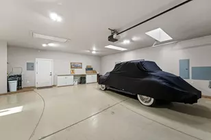 1260 Pinecrest Dr, Grants Pass, OR 97526 - Photo 32