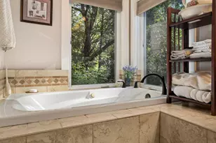 1260 Pinecrest Dr, Grants Pass, OR 97526 - Photo 30