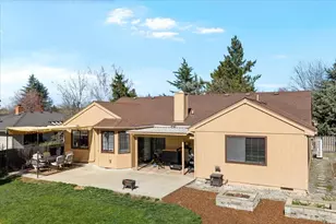 3208 Burton Dr, Medford, OR 97504 - Photo 38