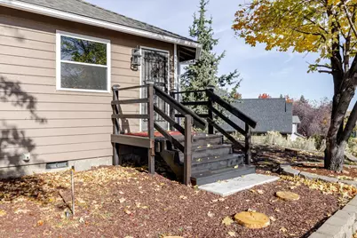 940 NE Purcell Boulevard, Bend, OR 97701 - Photo 6