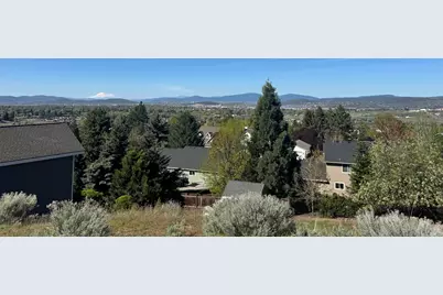 5821 Havencrest Drive, Klamath Falls, OR 97603 - Photo 2