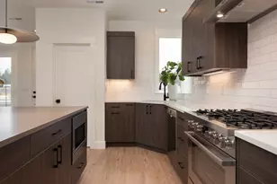 20506 Murphy Rd, Bend, OR 97702 - Photo 10