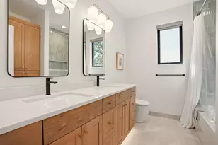 2643 NW Waymaker Ct, Bend, OR 97703 - Photo 46