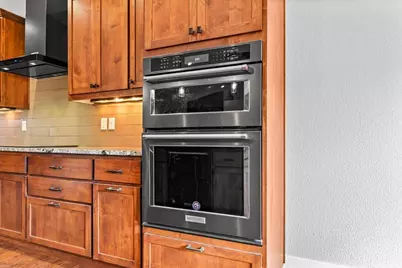 985 Callaway Drive, Medford, OR 97504 - Photo 8