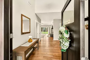 988 Pumpkin Rdg, Eagle Point, OR 97524 - Photo 6