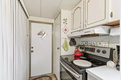 6901 Old Stage Road #UNIT 24, Central Point, OR 97502 - Photo 4