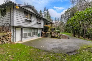 207 Crossbow Ln, Grants Pass, OR 97526 - Photo 38