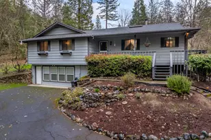 207 Crossbow Ln, Grants Pass, OR 97526 - Photo 1