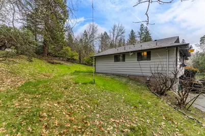 207 Crossbow Lane, Grants Pass, OR 97526 - Photo 36
