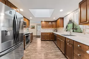 207 Crossbow Ln, Grants Pass, OR 97526 - Photo 4