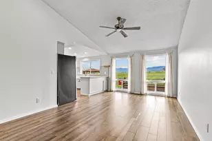 2854 Yvonne Rd, Medford, OR 97504 - Photo 4