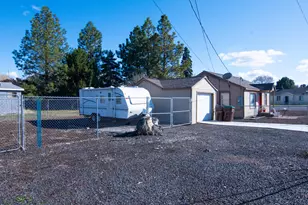 398 SE Court St, Prineville, OR 97754 - Photo 24