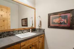 18667 Coffee Ct, Bend, OR 97702 - Photo 8